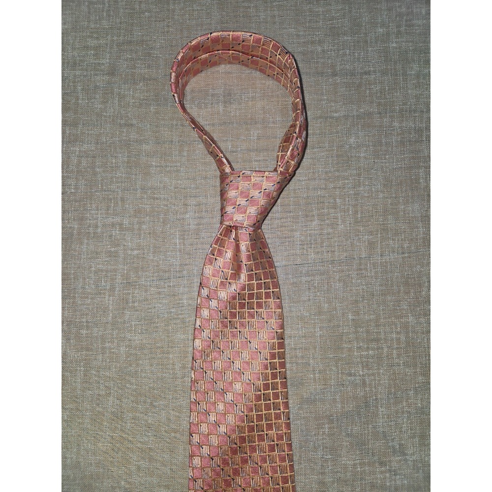 Royal Classic Tom James Silk Necktie Peach Gold Geometric Square Pattern Tie